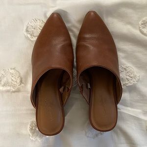 Universal Thread Blockheel Mule